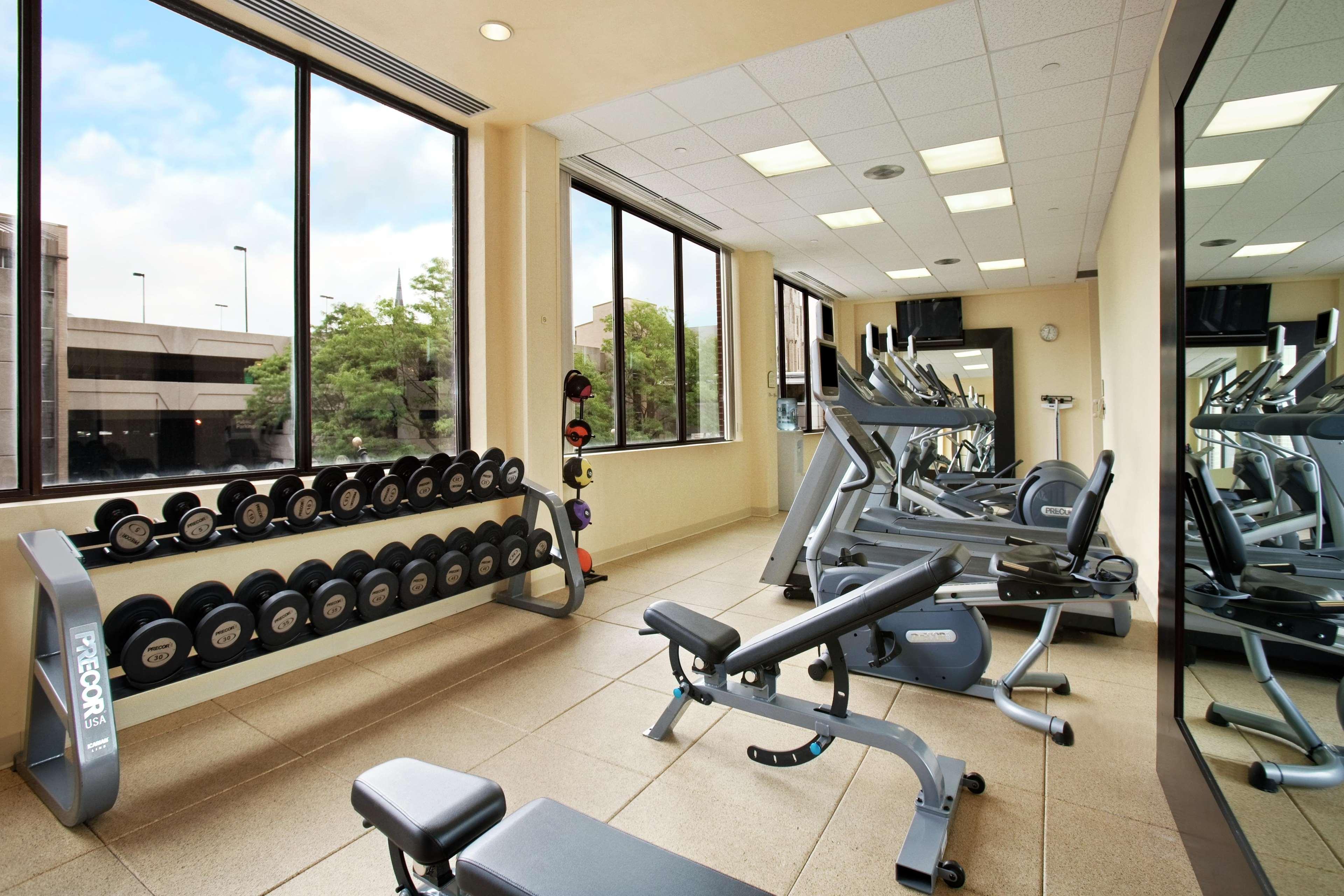 Hilton Fort Wayne At The Grand Wayne Convention Center (Adults Only) Facilities photo