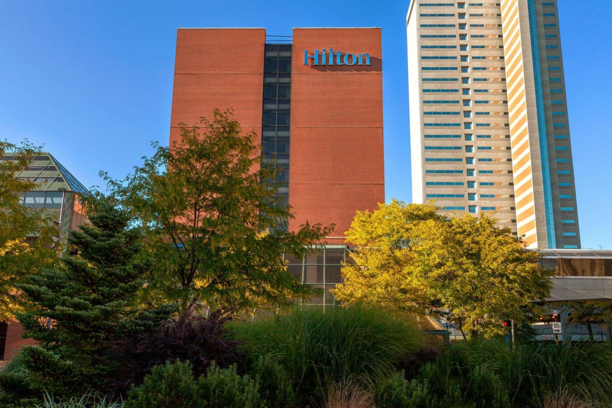 Hilton Fort Wayne At The Grand Wayne Convention Center (Adults Only) Exterior photo