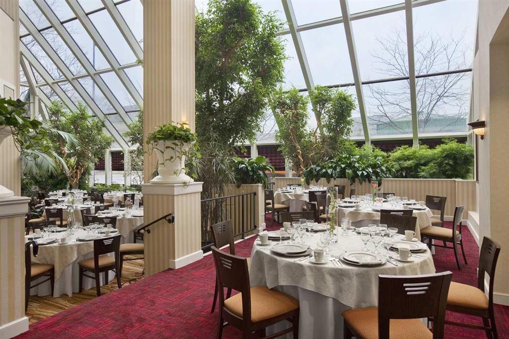Hilton Fort Wayne At The Grand Wayne Convention Center (Adults Only) Interior photo